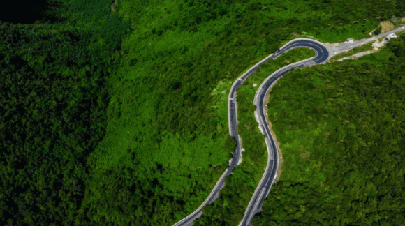 Cung đường đèo Hải Vân, cung đường tại Việt Nam lọt danh sách đẹp nhất thế giới