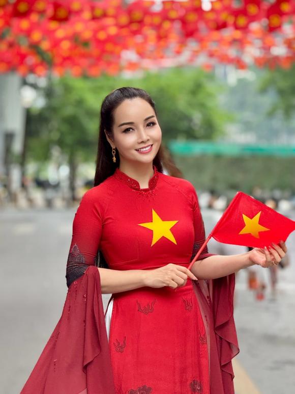 Sao Việt 22/8, tin sao việt mới nhất