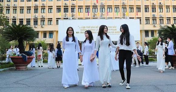 Điểm chuẩn đại học, ngành học điểm chuẩn trên 29, Ngành học 30 điểm