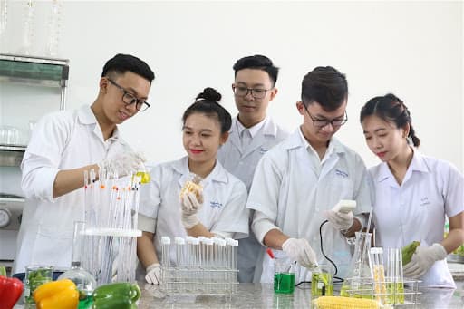 ngành học, ngành học miễn học phí, kiến thức