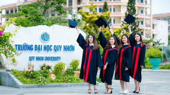 Trường Đại học Quy Nhơn,  miễn học phí cho sinh viên