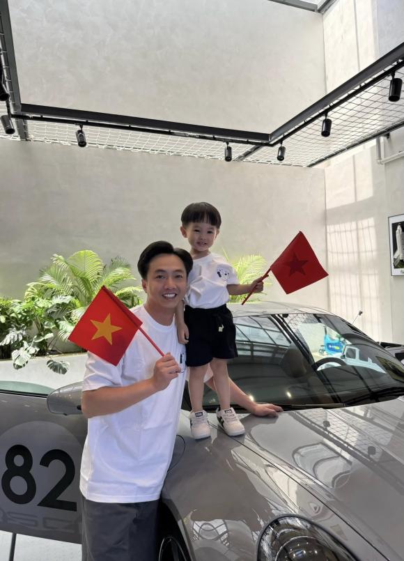 Sao Việt 25/8, tin sao việt mới nhất