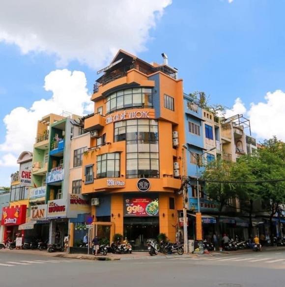 MC Nguyên Khang, sao Việt