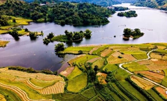 Trung thu, miền gái đẹp top 1 Việt Nam, Tỉnh ăn Trung thu tận 2 tháng, Tuyên Quang