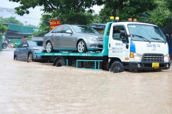 ô tô ngập nước, ô tô bị cây đè, bảo hiểm