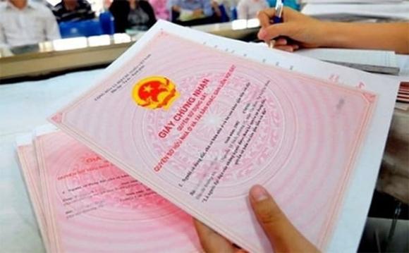 sang tên sổ đỏ cho con, thừa kế, chuyển nhượng quyền sử dụng đất
