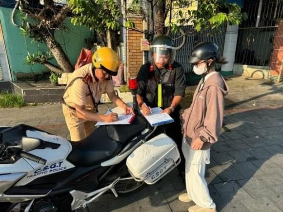 Nghị định 168, mức phạt xe lạng lách đánh võng, xe đánh võng