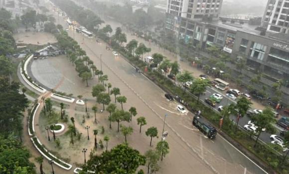 Khu nhà giàu Ciputra, biệt thự trăm tỷ, ngập lụt