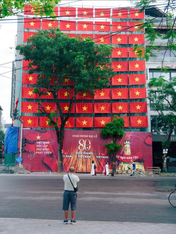 Hàm cá mập, Quốc khánh, kiến thức