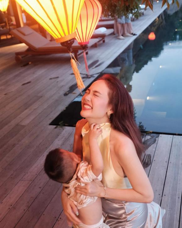 diễn viên Minh Hằng, sao Việt