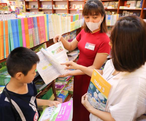 sách giáo khoa, sách giáo khoa chung, kiến thức