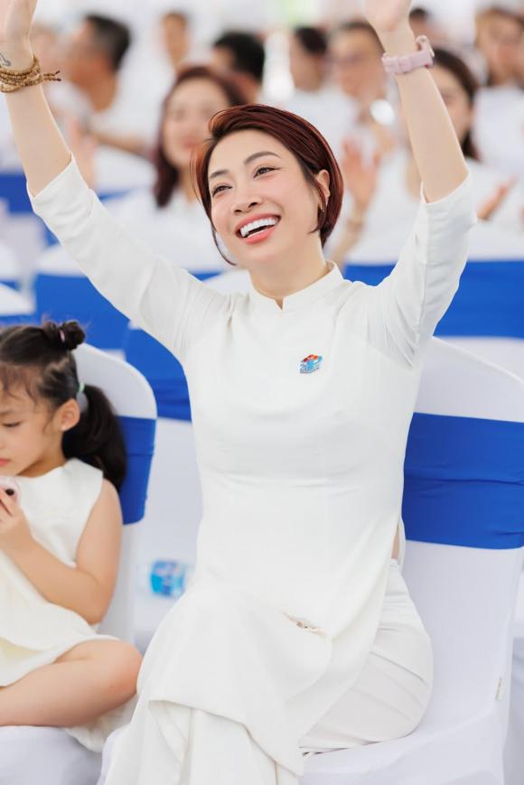 Sao Việt 29/8, tin sao việt mới nhất