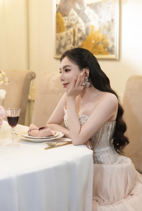 sao Việt đổ thủ khoa, Đinh Ngọc Diệp, diva Mỹ Linh, ca sĩ Hoàng Hải, Dương Hoàng Yến, Văn Mai Hương, Mỹ Tâm, Hoàng Thùy Linh