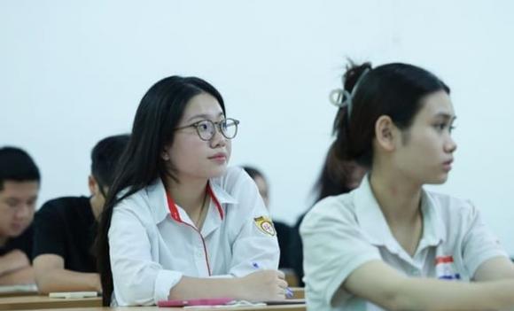 hoãn nhập học, quy đổi điểm, điểm chuẩn