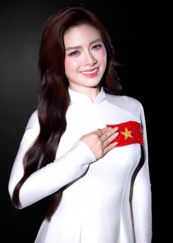 sao Việt đổ thủ khoa, Đinh Ngọc Diệp, diva Mỹ Linh, ca sĩ Hoàng Hải, Dương Hoàng Yến, Văn Mai Hương, Mỹ Tâm, Hoàng Thùy Linh