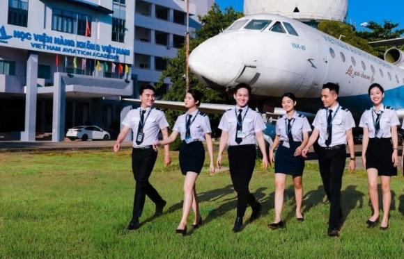 Học viện Hàng không Việt Nam, ngành Quản lý hoạt động bay, ngành Kỹ thuật hàng không