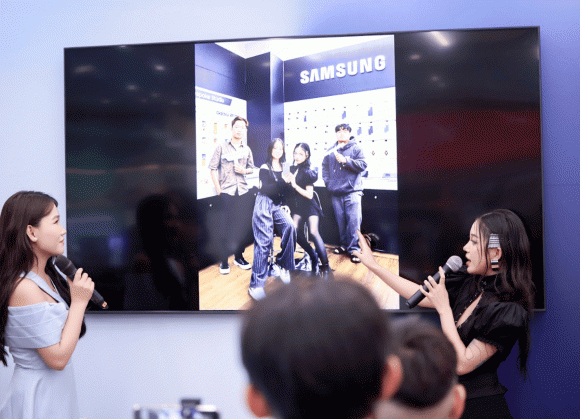 Galaxy S25 Edge. SamZone