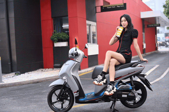 ii2-ngoisaovn-w1600-h1066 4 Gen Z, Match your Freak - Hệ J, Yamaha Janus