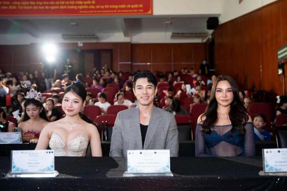 po15-ngoisaovn-w1430-h954 5 Siêu Mẫu Nhí Toàn Năng, Ngôi Sao Nhí