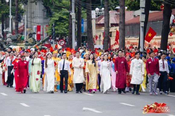 Quốc khánh 2/9,  diễu binh diễu hành 