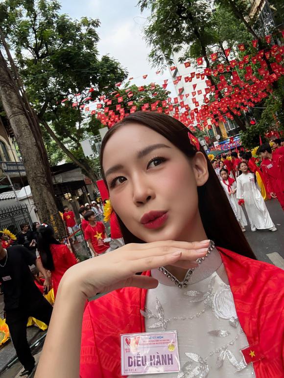 Diễu hành A80, sao việt