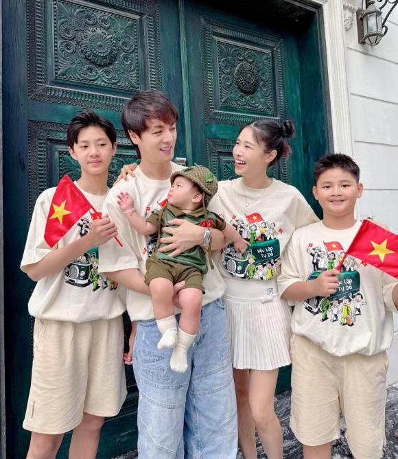 Sao Việt 31/8, tin sao việt mới nhất