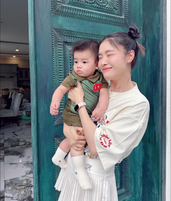 Sao Việt 31/8, tin sao việt mới nhất