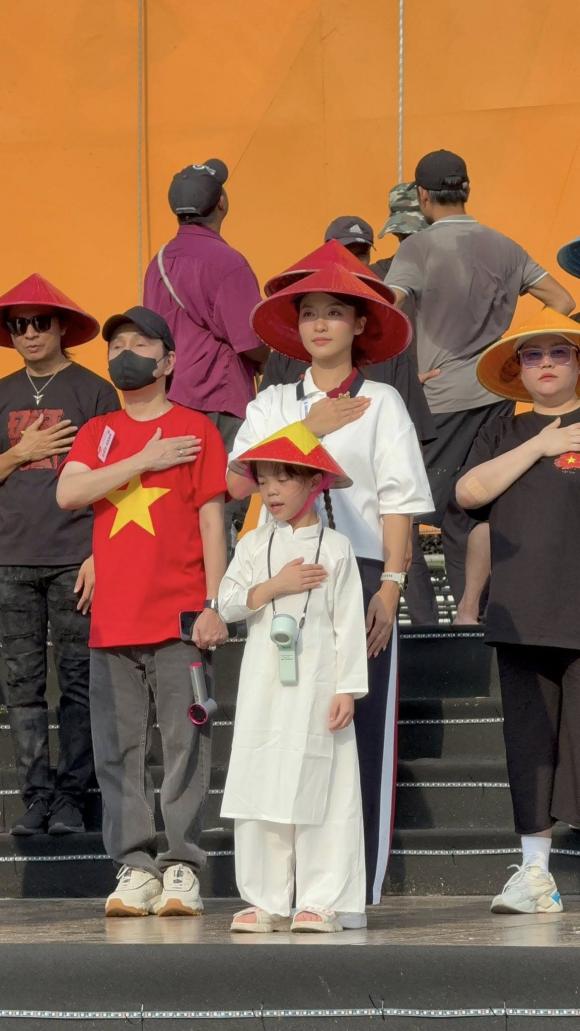 Sao Việt 30/8, tin sao việt mới nhất