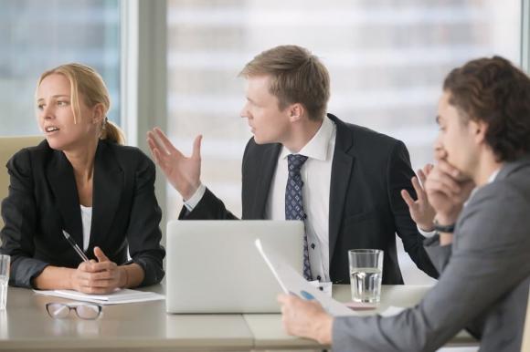 người EQ thấp thường làm ở chốn công sở , tâm sự công sở