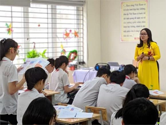 giáo viên, thừa giáo viên, kiến thức