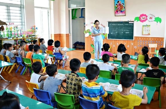 Giáo viên mầm non, nghỉ hưu, nghỉ hưu sớm trước 5 năm, lương hưu