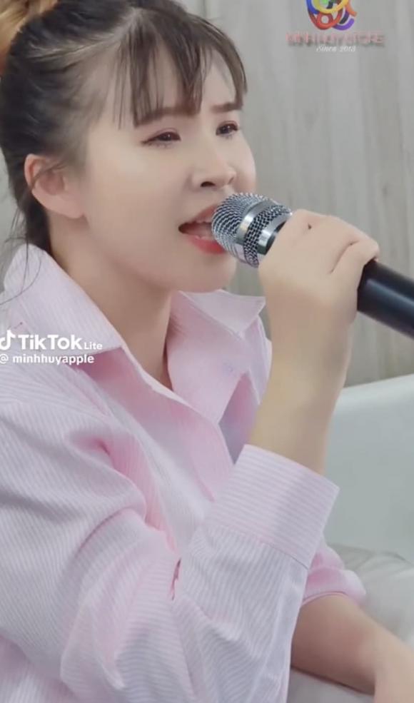 Khởi My, Kelvin Khánh, sao Việt 