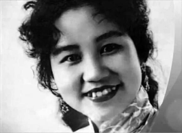 NSND Thanh Huyền, sao Việt