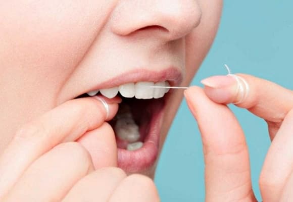 Máy tăm nước, chỉ nha khoa, vệ sinh răng miệng