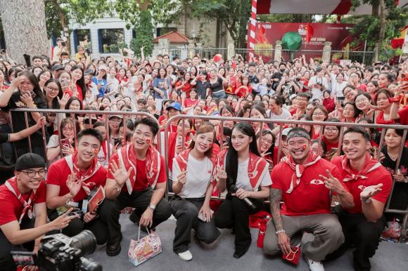 Sao Việt 4/9, tin sao việt mới nhất