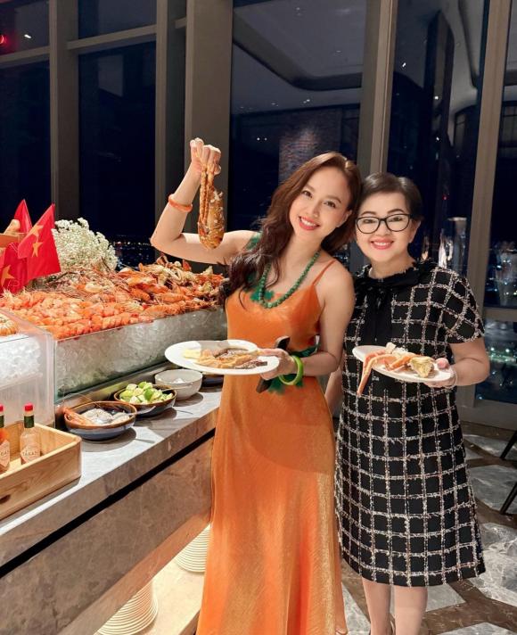 Sao Việt 3/9, tin sao việt mới nhất
