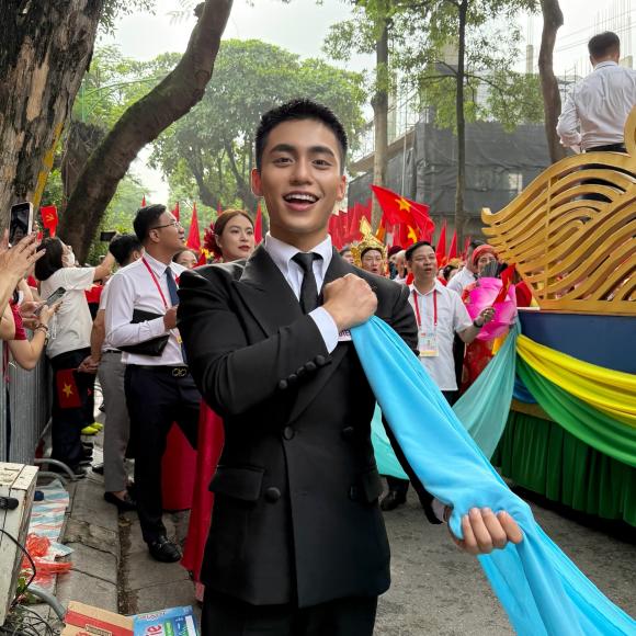 Sao Việt 3/9, tin sao việt mới nhất