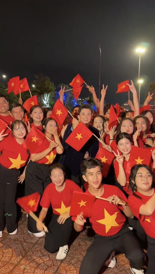 Sao Việt 3/9, tin sao việt mới nhất