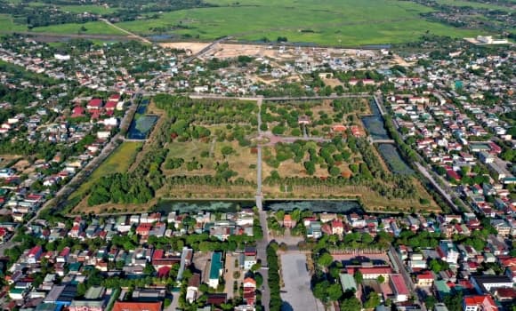 Thành cổ Quảng Trị