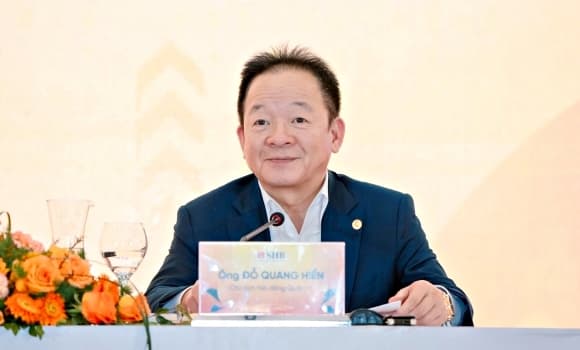 hoa hậu Đỗ Mỹ Linh, bầu Hiển, Đỗ Vinh Quang, Đỗ Quang Vinh, cổ phiếu SHB, SHS