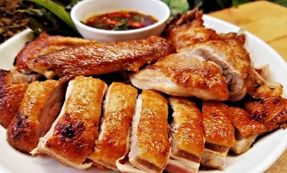 Rằm tháng 7, tháng 7 Âm lịch, tháng cô hồn, bàn thờ