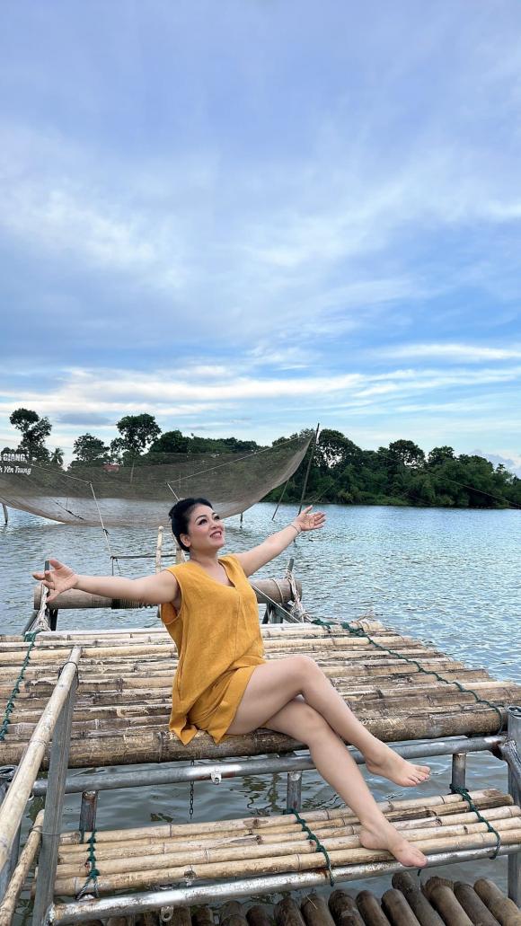 nữ hoàng nhạc đỏ, ca sĩ Anh Thơ, sao Việt