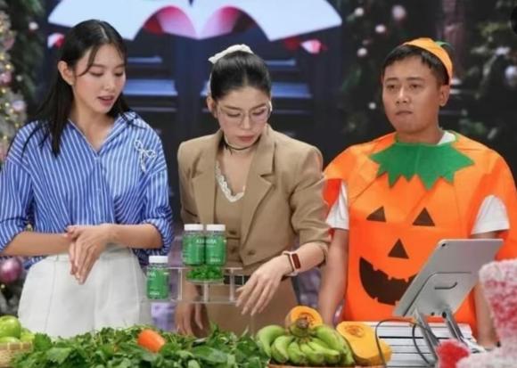 Hoa hậu Thùy Tiên, sao Việt