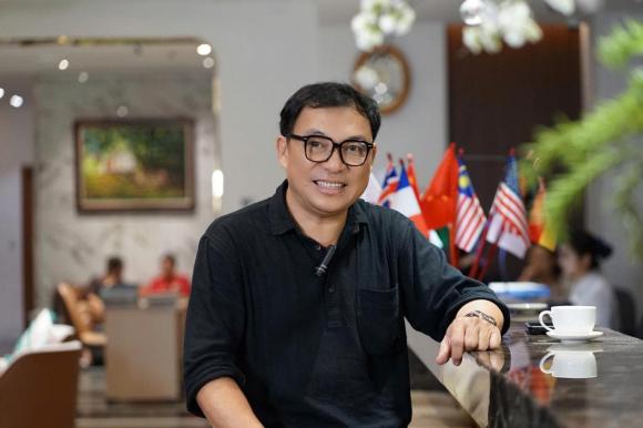 image003-ngoisaovn-w1267-h845 7 Hoa hậu Hà Kiều Anh, đạo diễn Điệp Văn