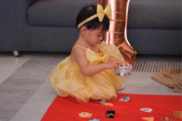 Võ Hoàng Yến, sao Việt 