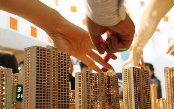 nhà cao tầng, căn hộ cao tầng, nhà mặt đất, 
