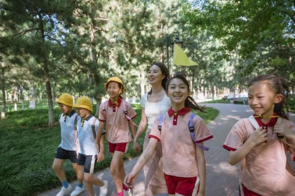 dạy con cách hòa đồng với bạn, cách hòa đồng với bạn, cách để không bị bắt nạt