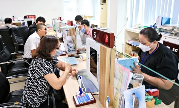 KPI, vi phạm kỷ luật, điều chuyển công tác, thôi việc, công chức