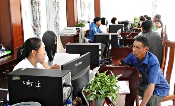 KPI, vi phạm kỷ luật, điều chuyển công tác, thôi việc, công chức