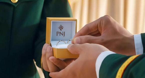 image007-ngoisaovn-w1319-h713 1 Anh Tú , LyLy, Ngày ta có nhau